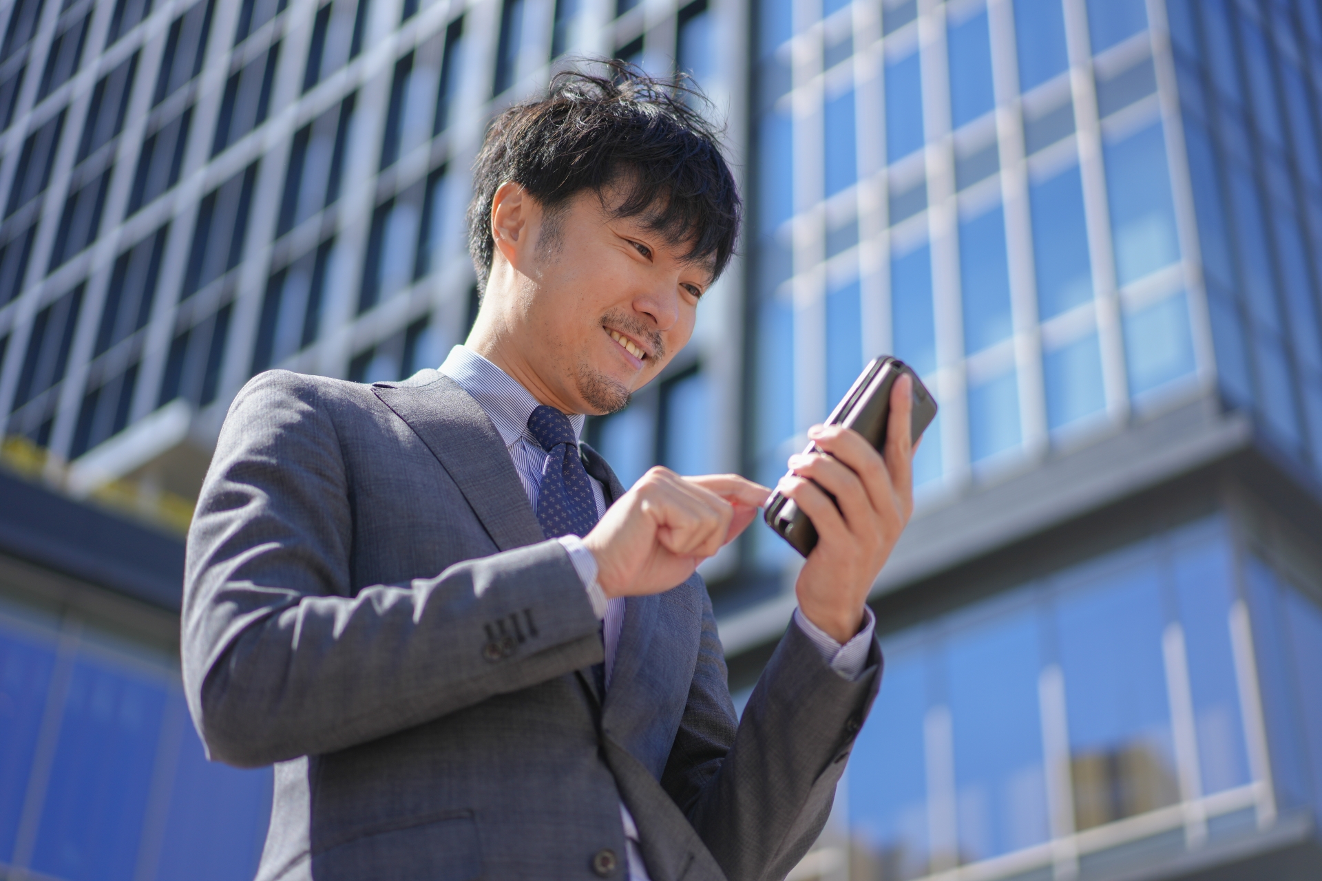 ビルとビジネスマン