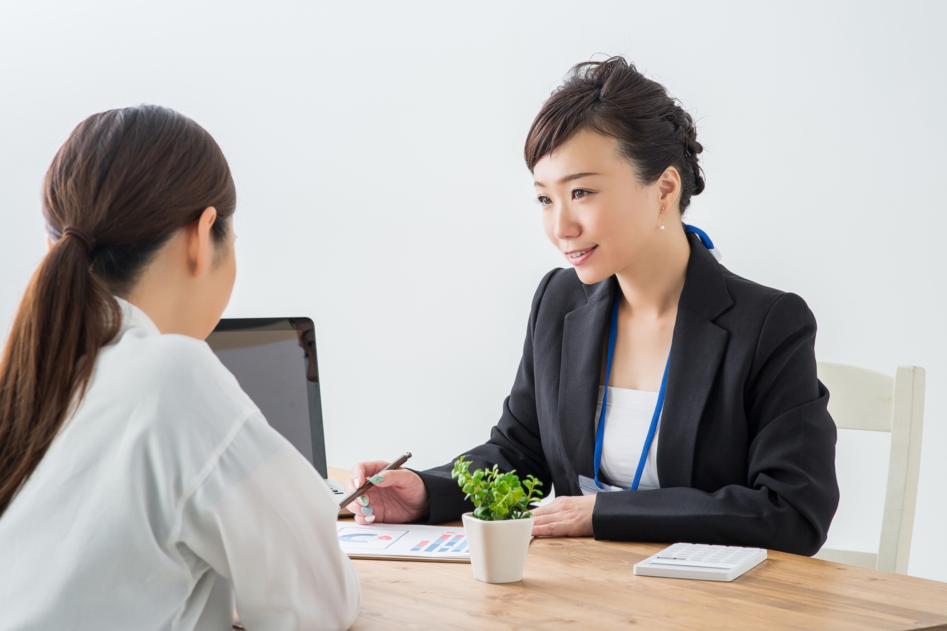 相談を受ける女性