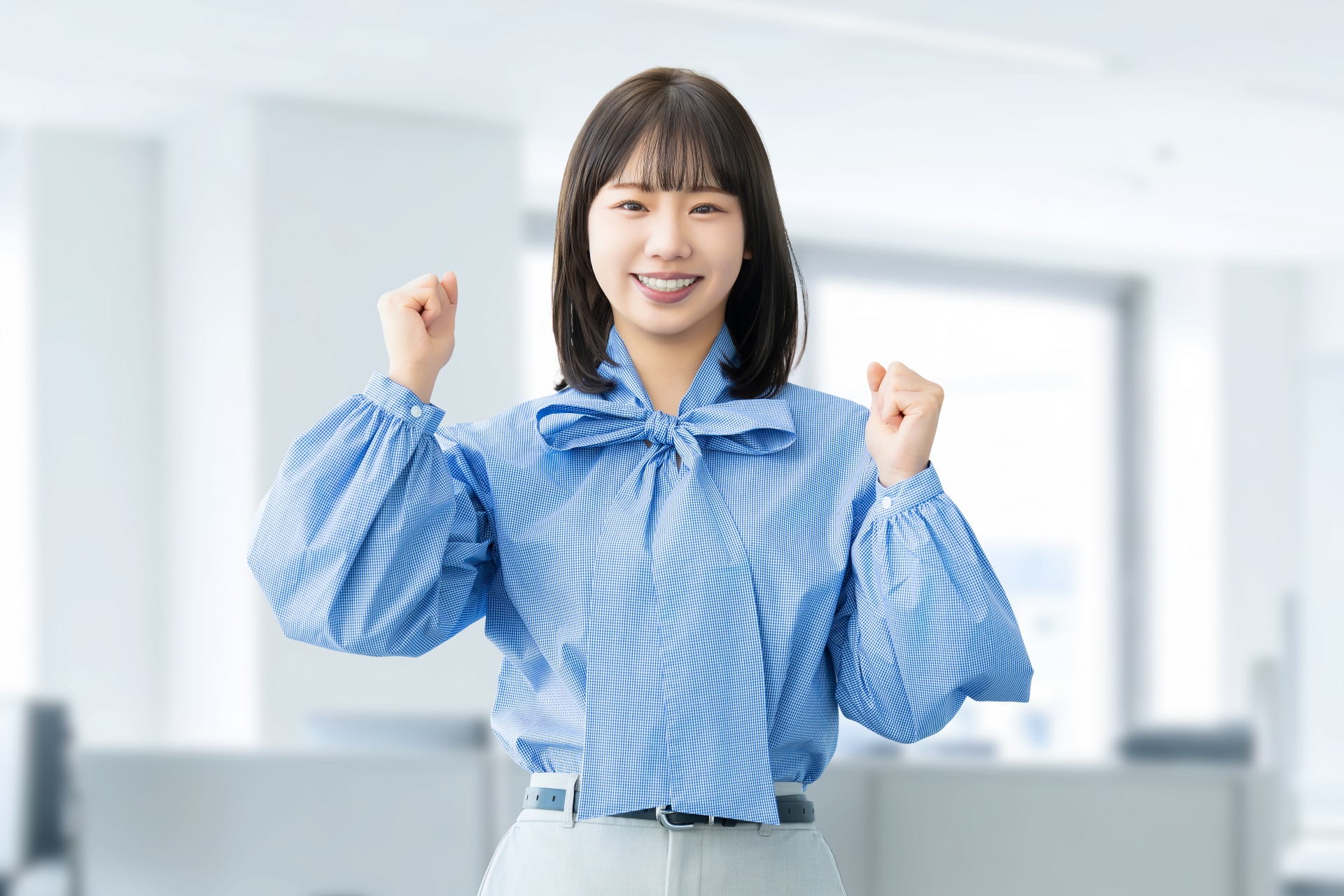 笑顔の女性