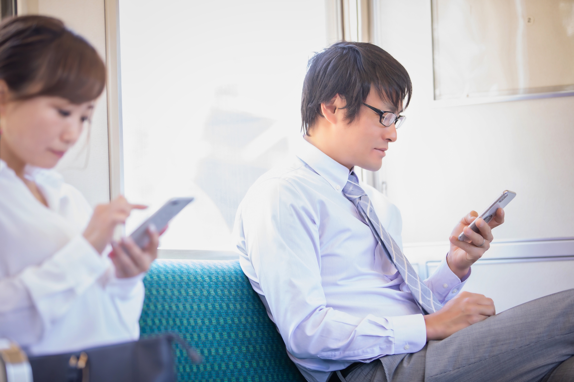 地下鉄でつながりやすい携帯電話会社に変更する