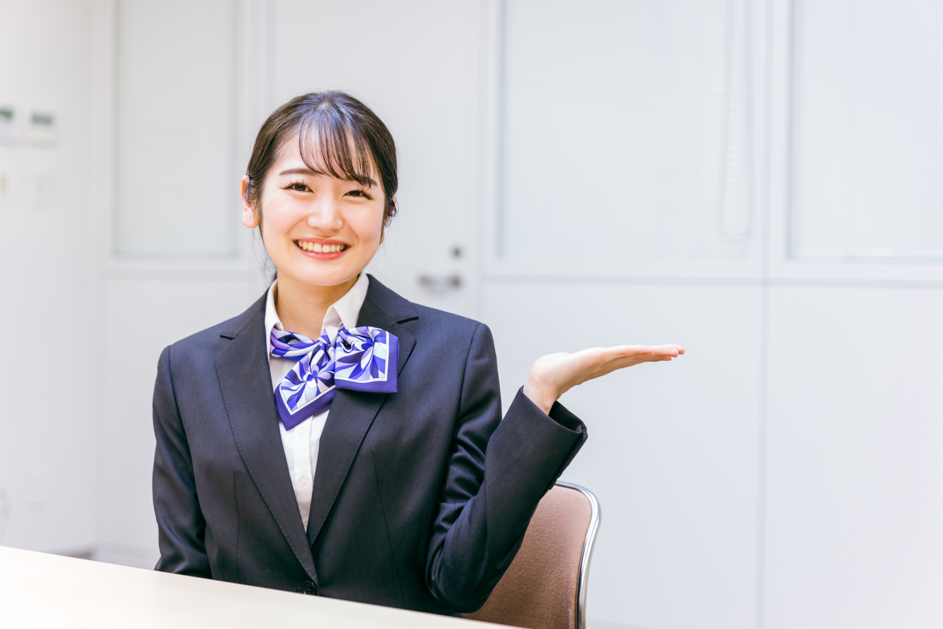 笑顔の女性